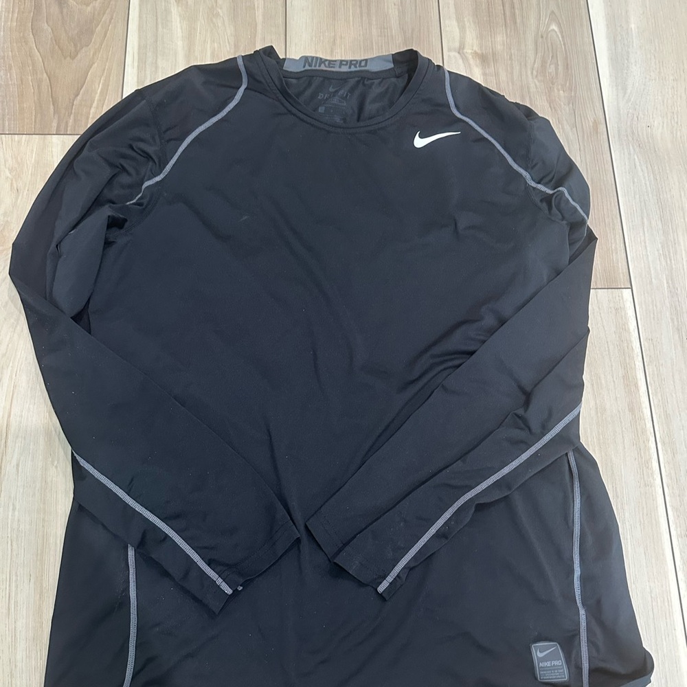 Nike Men's Black Long Sleeve Shirt